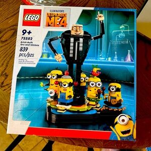LEGO Despicable Me Gru and Minions 75582
